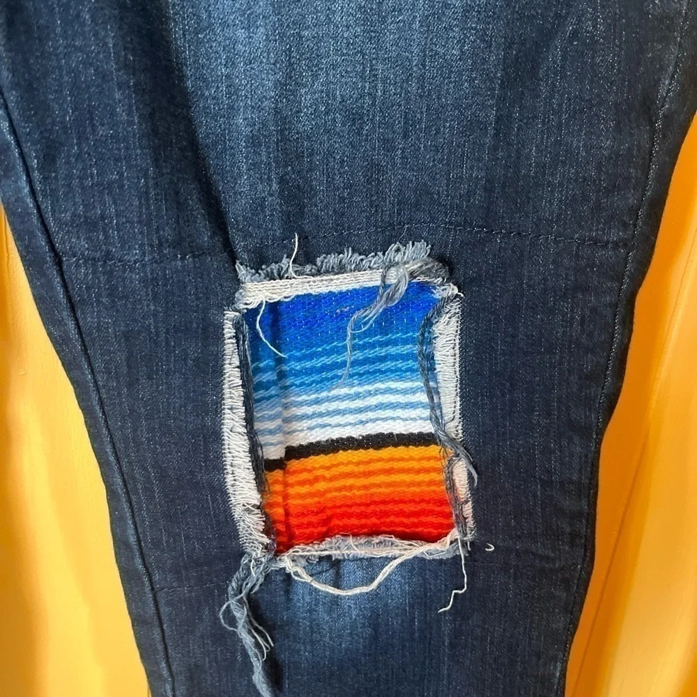 Lucky & Blessed Womens Jeans Size 22 Serape Inlay Patches Distressed